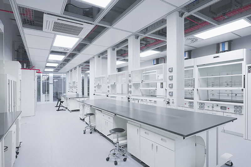 梅列实验室革新：安全与科技的现代融合